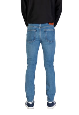Jeans de mezclilla ajustados