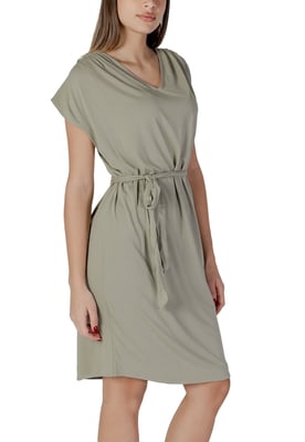 Vestido Mini de Cuello en V Casual de Manga Corta
