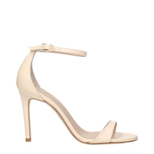 Sandalias de tacón con stilettos de cuero beige Stuart Weitzman