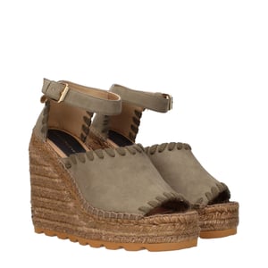 Sandalias de cuña verdes de cuero Stella McCartney