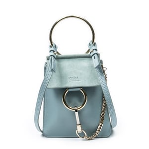 Chloé Small Faye Bracelet Bag  en  azul claro Cuero de ternero