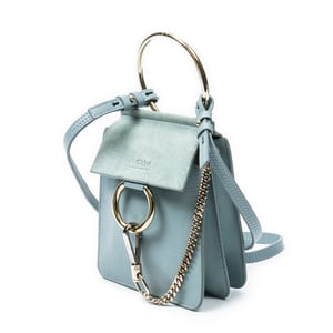 Chloé Small Faye Bracelet Bag  en  azul claro Cuero de ternero