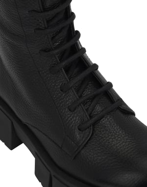 Botas Low Flat Logo