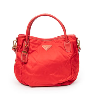 Prada Hobo Bag  en  Red Lienzo