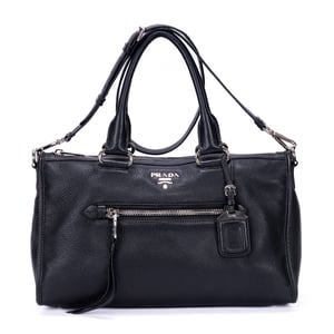 Prada Front Pocket Double Handle Tote  en  negro Cuero de ternero