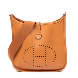 Hermès Evelyne I PM en Oro Cuero de ternero
