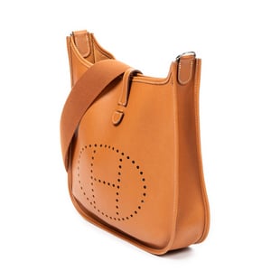 Hermès Evelyne I PM en Oro Cuero de ternero