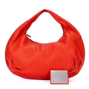Bottega Veneta Large Hobo Bag Large en  Red Cuero de becerro