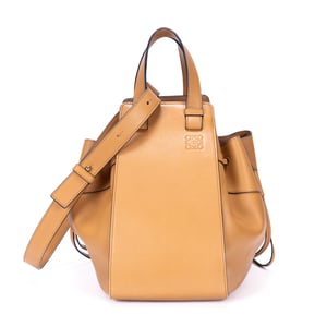 Loewe Small Hammock Small en  marrón claro Cuero de ternero