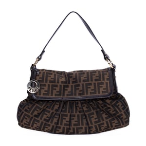 Fendi Chef Flap Hobo  en  Brown Lienzo