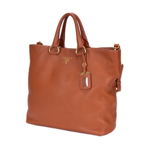 Prada Shopping Tote  en  Bronceado Cuero de ternero