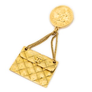 Chanel Bag Motif Brooch Pin  en  oro Acero inoxidable sin níquel