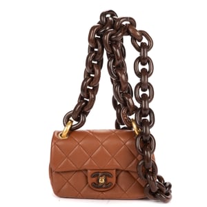 Chanel 2023 Mini Wenge Wood Flap Bag Mini en  Brown Cuero de ternero