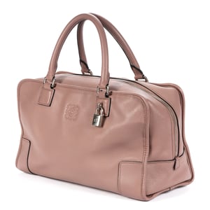 Loewe Amazona 36 en  morado Cuero de ternero