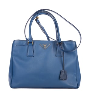 Prada Medium Galleria Tote Medium en  azul Cuero de ternero