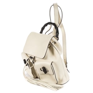 Gucci Double Front Pocket Backpack  en  marfil Cuero de ternero