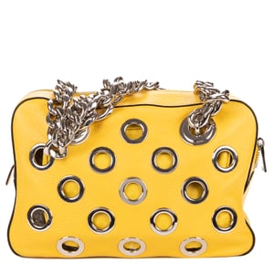 Prada Small Grommet Canapa Tote  en  amarillo Cuero de ternero