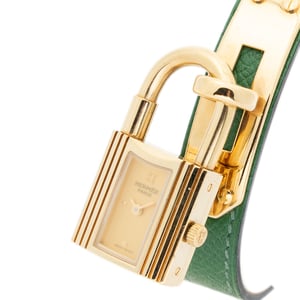 Hermès Kelly Watch  en  verde Cuero de ternero