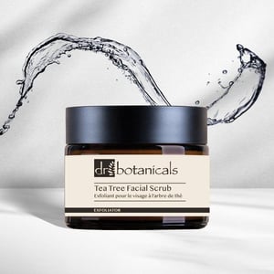 Dr. Botanicals Exfoliante facial antiedad de eucalipto y árbol de té 50 ml