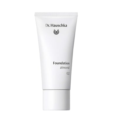 Base Natural Dr. Hauschka para una Piel Impecable