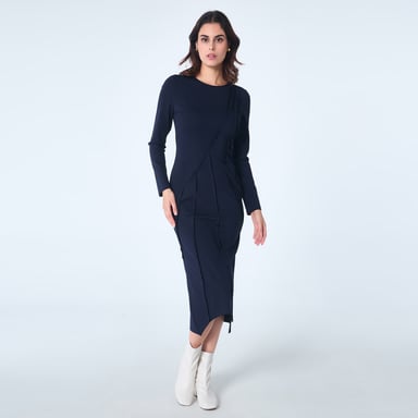 Asymmetric structural lines dress