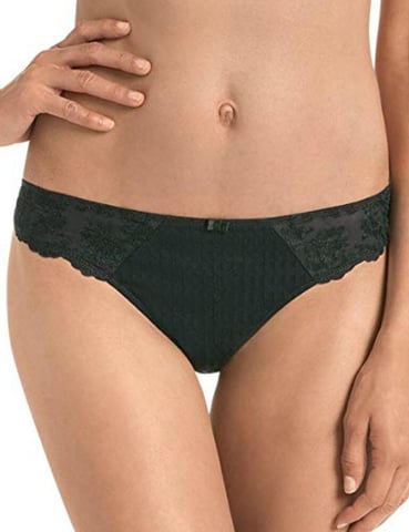 1367 Rosa Faia By Anita Charlize Thong