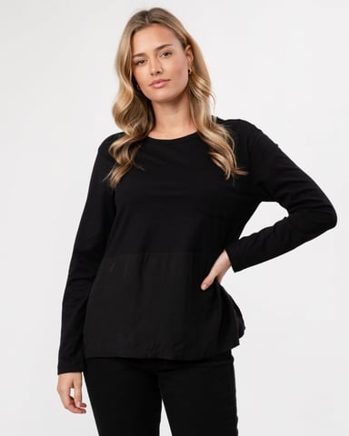 Camiseta de cuello redondo con bolsillo en el pecho y abertura lateral en azul