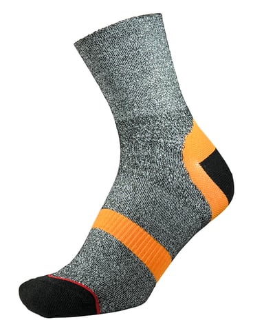 1000 Mile - Calcetines transpirables antiampollas de doble capa Approach Repreve para hombre - Carbón / Naranja