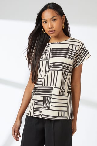 Mono Geo Print Short Sleeve Top
