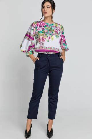 Pantalones de gabardina azul oscuro