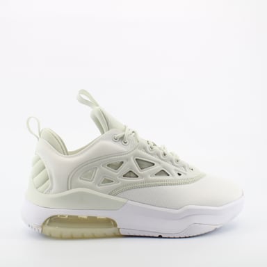 Jordan Air Max 200 entrenadores blancos para mujeres