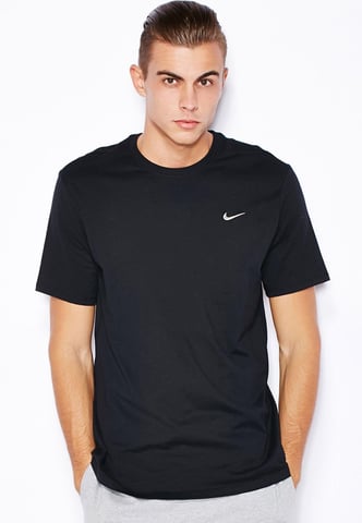 Nike Hombre Camiseta con logo bordado Negro