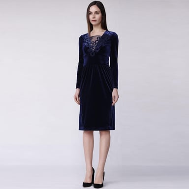 Lace neckline velvet dress