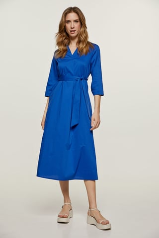 Vestido midi azul real con cinturón