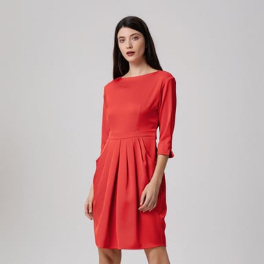 Pegged dress with pleats