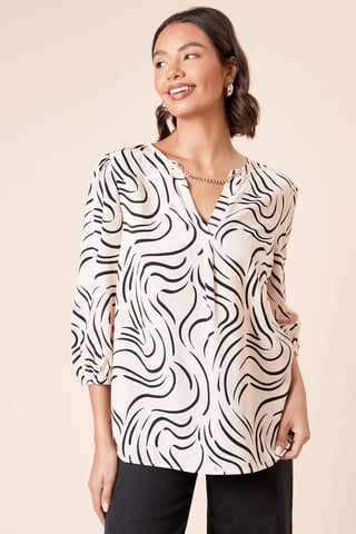 Long Sleeve Swirl Chain Detail Blouse
