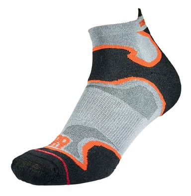1000 Mile - Calcetines acolchados antiampollas Fusion Ankle Repreve para hombre - Plata / Naranja