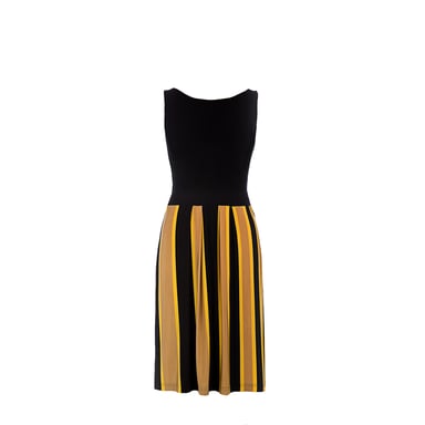 Vestido de verano sin mangas en negro