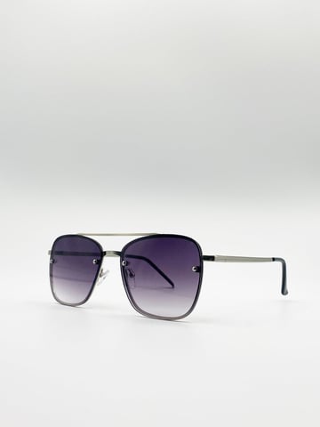 Silver Aviator Sunglasses with Metal Frames