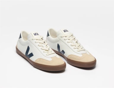 Veja Volley Leather Women's White/Navy Trainers