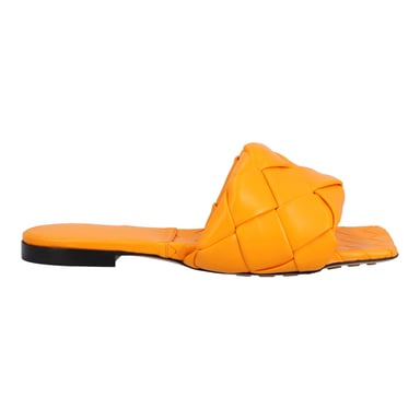 Bottega Veneta Lido Flat Sandal orange