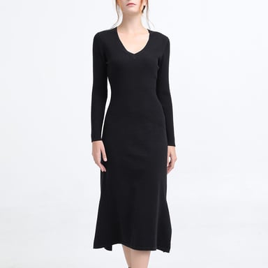 Midi jumper-dress with V -neckline