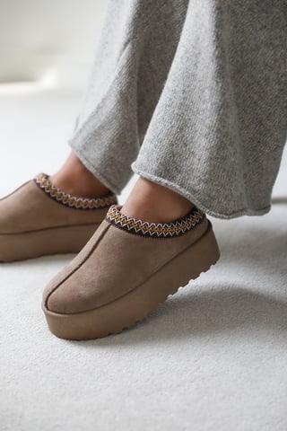 Wheres That From Womens 'Freeze' Flatform Embroidered Low Ankle Slipper Boots
