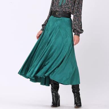 Very flared long velvet skirt