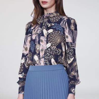 Bohemian shirt with feather print