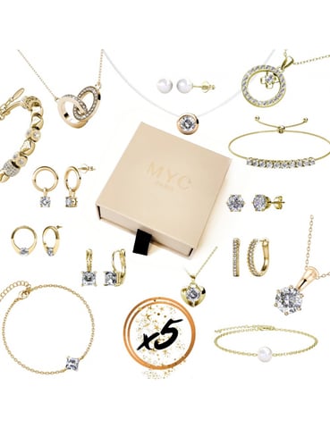 5 joyas sorpresa en una caja de regalo - Oro y Cristal