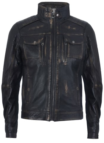 Chaqueta de motociclista desgastada de cuero