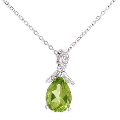 Colgante de oro blanco de 9 ct con peridoto de 0,84 ct y diamante de 0,02 ct