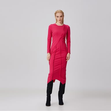 Asymmetric structural lines dress