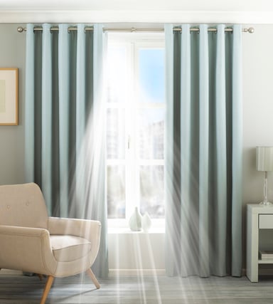 Cortinas Opacas con Ojetes Twilight en Color Verde Agua